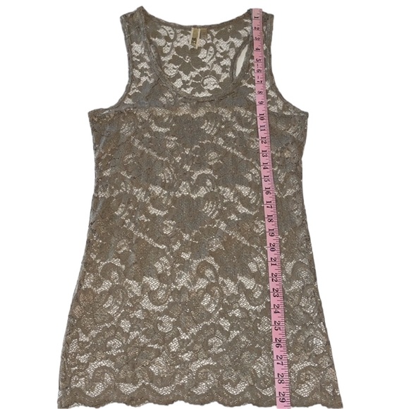 BKE Lace Floral Design Tank Top Tan Size Large - Picture 10 of 15